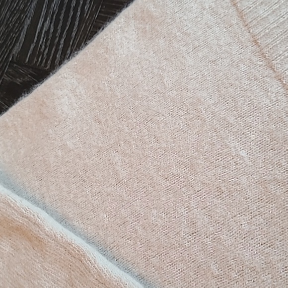 Jenni Kayne Everyday Sweater - Picture 7 of 13